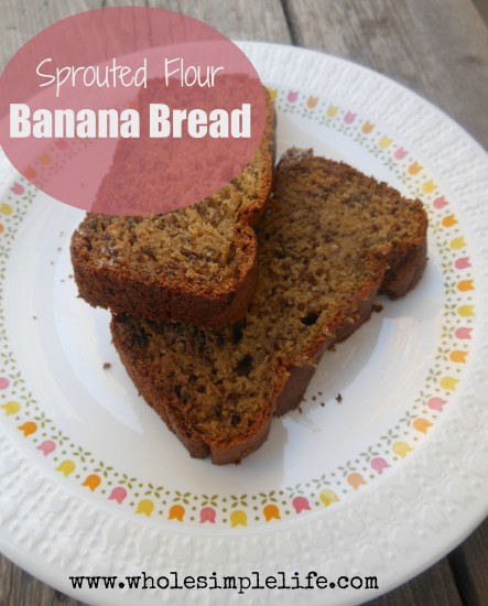Sprouted Flour Banana Bread | https://www.hannahhepworth.com #sproutedflour #bananabread