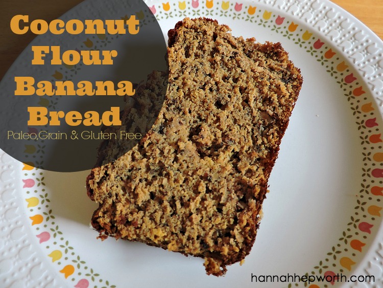Coconut Flour Banana Bread | https://www.hannahhepworth.com 