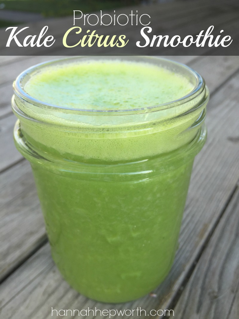 Kale Citrus Smoothie (probiotic) | https://www.hannahhepworth.com 